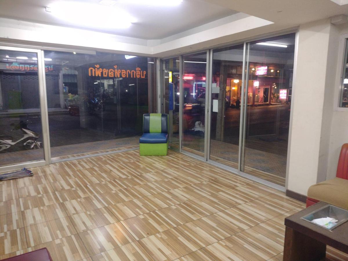 Friendly Hostel - Dmk Airport เฟรนด์ลี่ โฮสเทล ดอนเมือง Бангкок Экстерьер фото