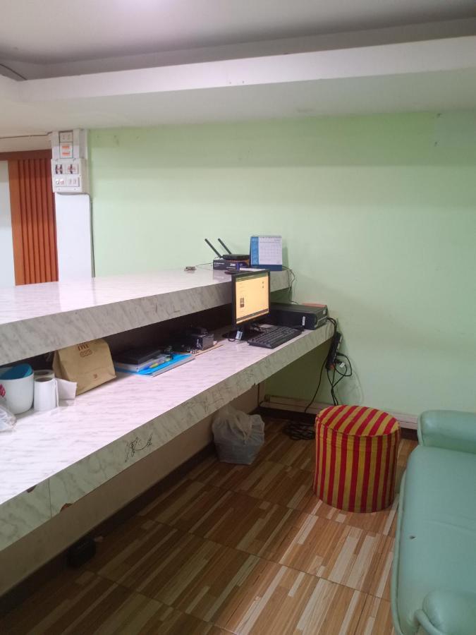Friendly Hostel - Dmk Airport เฟรนด์ลี่ โฮสเทล ดอนเมือง Бангкок Экстерьер фото